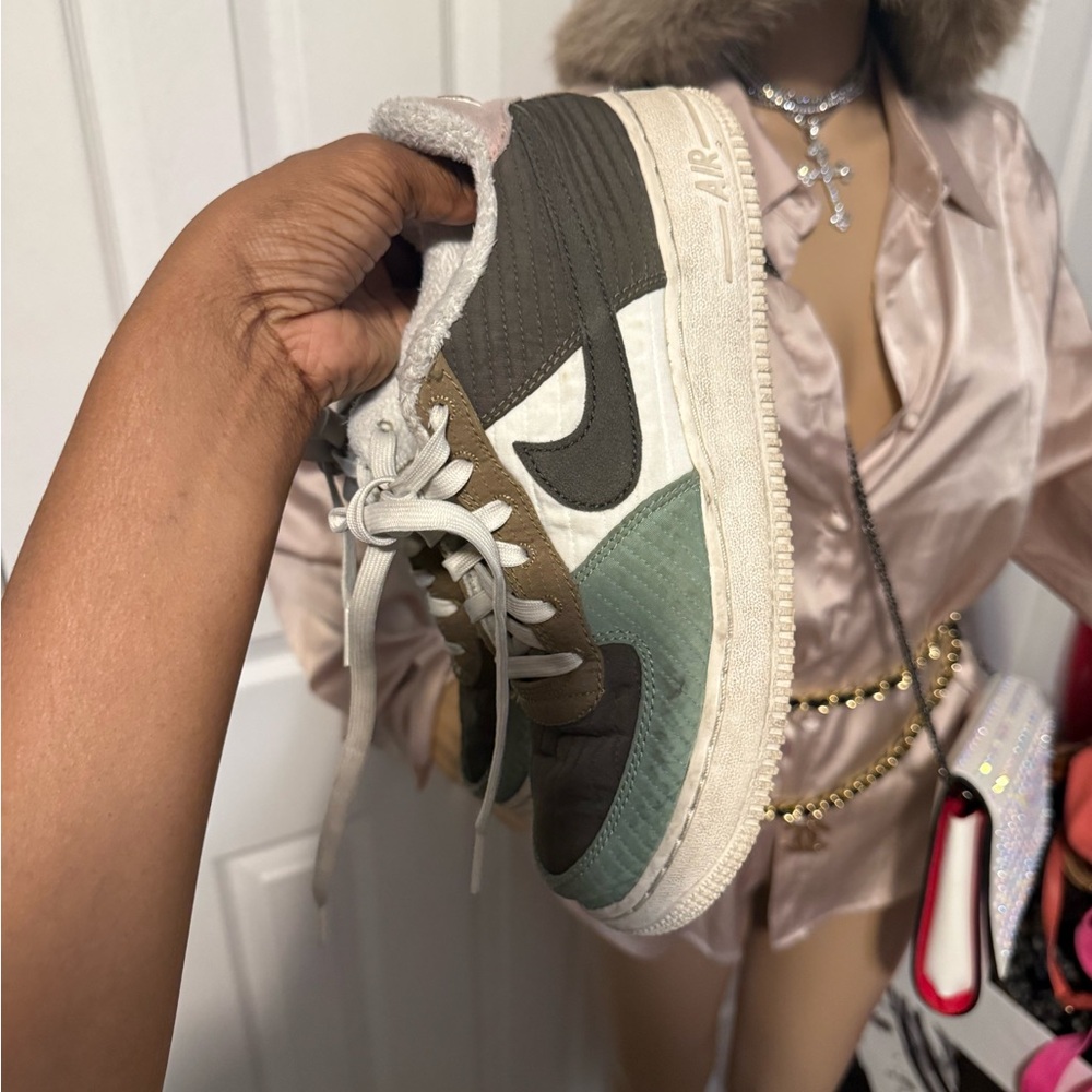 Nike Green and Brown Casual Sneakers